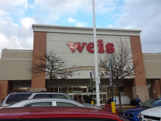 Weis Supermarket