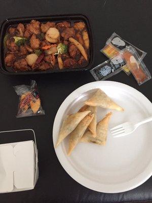 General Tso Chicken and Crab Rangoon