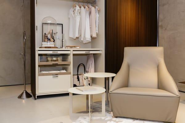 Closet in Molteni & C Boston Flagship Store