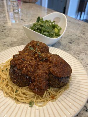 Vegan Spaghetti & Meatballs & Parmesan arugula