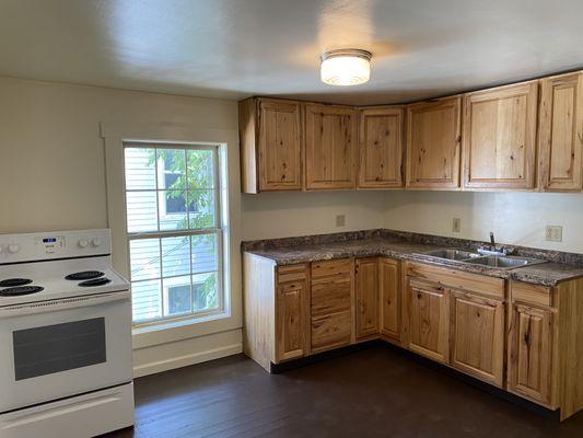 We offer spacious kitchens with generous cabinet space!