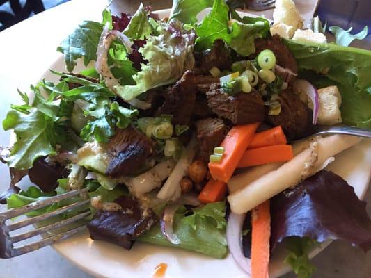 Grilled Lemongrass Beef salad