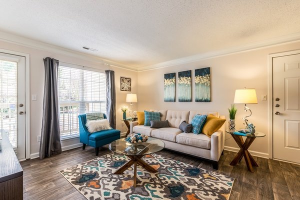 Deep River Pointe Apartments | High Point, NC