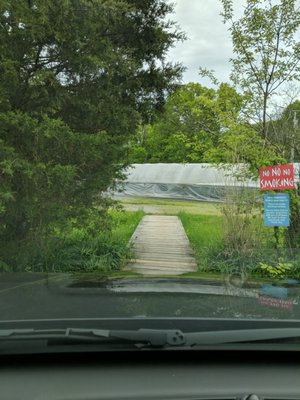 Walking path from parking lot