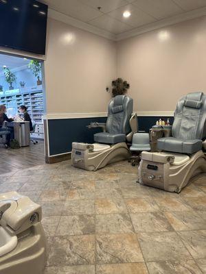 Pedicure station