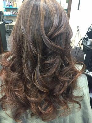 Highlights and soft, wavy curls!