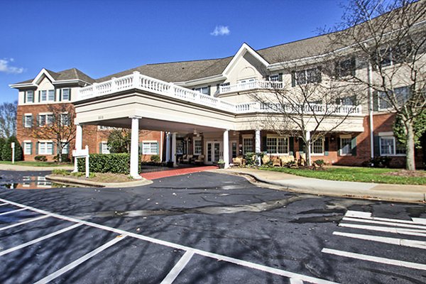 Beautiful Assisted Living communities with resort like amenities