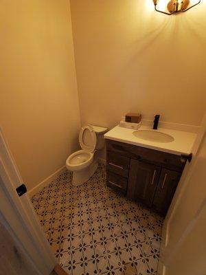 Move- In Clean Powder room.