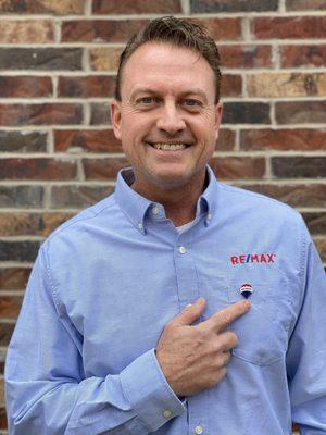 Thomas Compise -  RE/MAX At Home