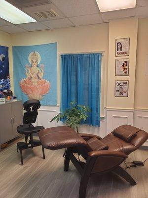 Come relax, reset and renew your mind, body and spirit at Palm N Sole!