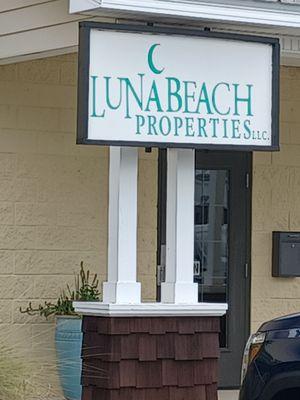 Luna Beach Properties