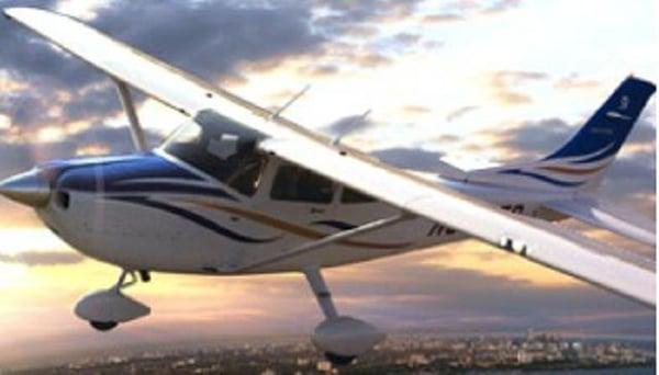 Flying lessons in a Cessna