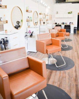 A view of our salon.