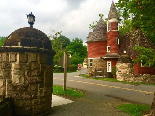 The Stirrup Gallery of Davis & Elkins College