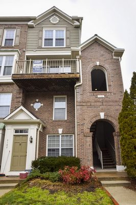 2-level Condo living in heart of Old Town Fairfax...SOLD!