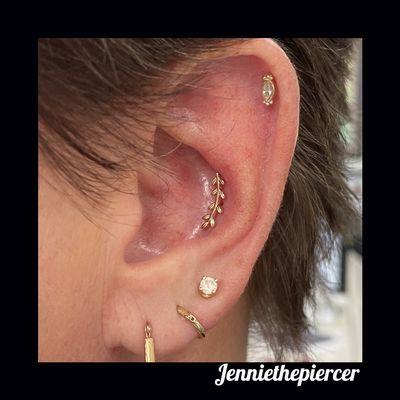 14 KY Gold Ear Styling