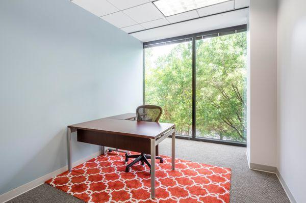 Regus - Georgia, Atlanta - Sterling Pointe (Office Suites Plus)