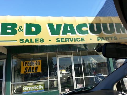 B & D Vacuum Cleaner Sales & Service