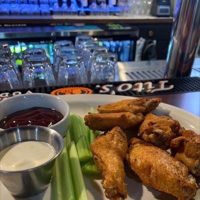 Order of bone in wings, sides of bbq and ranch, celery.