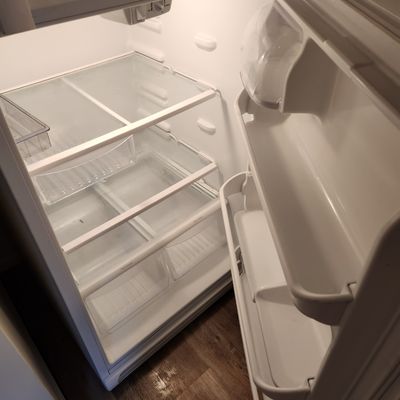 Before you move in or move out cleaning the fridge is one task you don't want to do.. leave it to us, we'll make it shine.