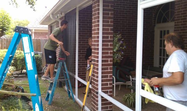 Enclosing your patio with screen walls!