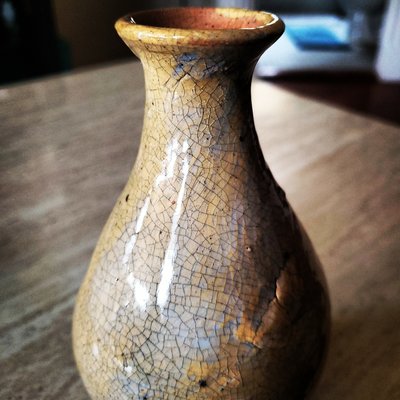 Lowfire crackle sake bottle