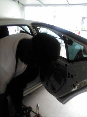 2020 Nissan Altima Rear Door Glass Replacement