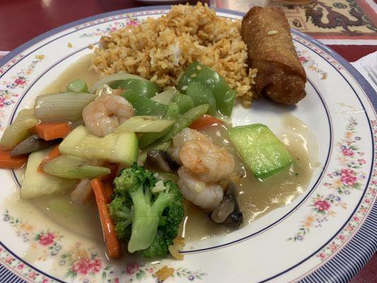 Shrimp and vegetables lunch special