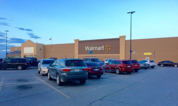 Outside picture.  The only Walmart in Del Rio.