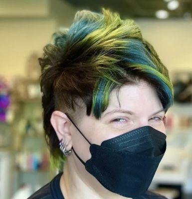 Killer blue and green peekabos by Rachelle!