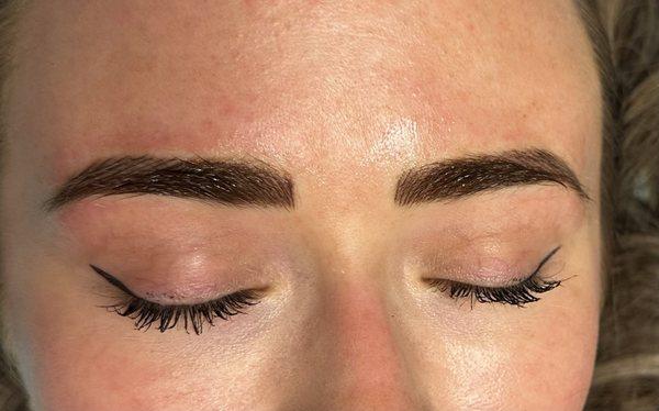 Microblading touch up