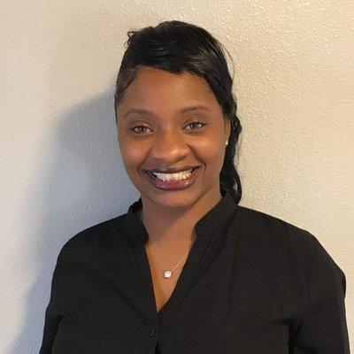 Meet the Owner Malaysia Allen! With over 10 years of experience in senior and dementia care, as well as customer service.