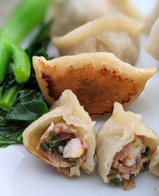 Pan fried shrimp, pork, and chives