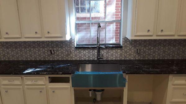 Marble Countertops backsplash installation & farmer sink