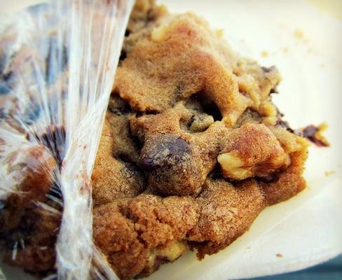 Old-Fashioned Chocolate Chip Walnut Cookie