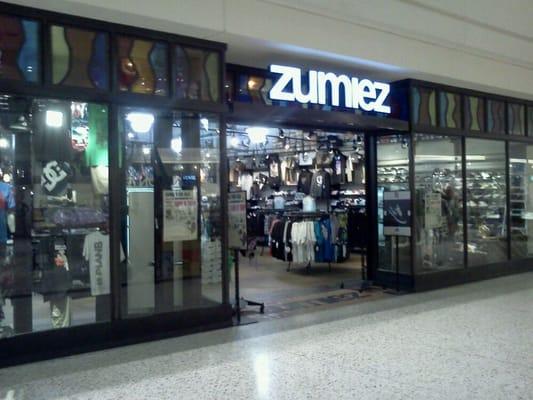 Zumiez