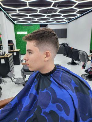 Mid skin fade by Gary