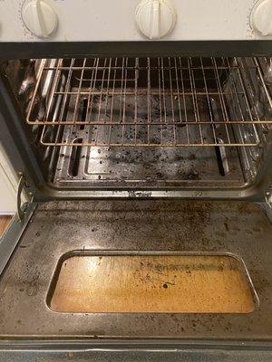 we clean your oven and you can have it ready for that Thanksgiving night