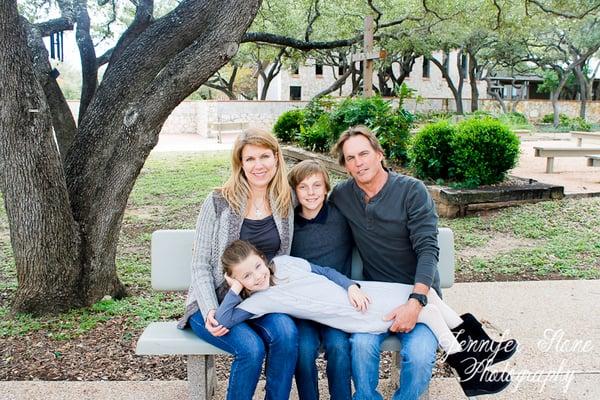 Funny Photo-Shoot of Family in Austin, TX