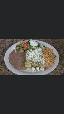 Enchiladas verdes.