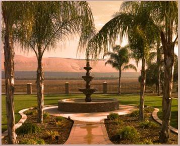 Plaza de la Fuente at Hacienda de Palmas