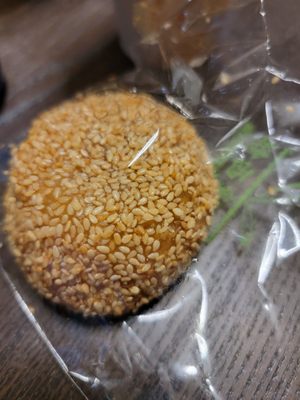 Sesame ball