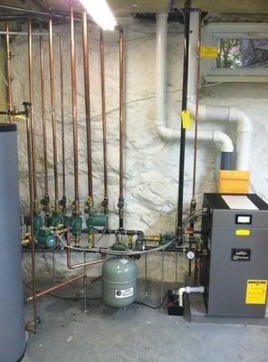 High Efficient Burnham Alpine Boiler in Winchester, MA. Natural Gas, 96% efficiency rating. Gas company offers $1500 rebate.