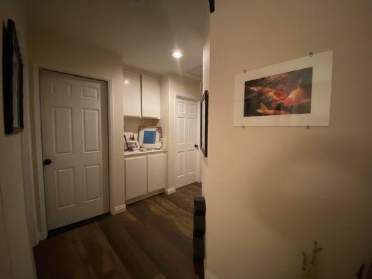 The left door is a soundproof door, and the other ones are solid wood.