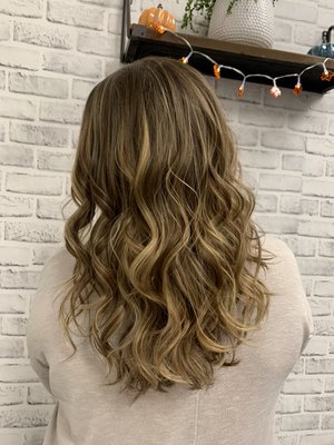 Long layers/Lived in Balayage