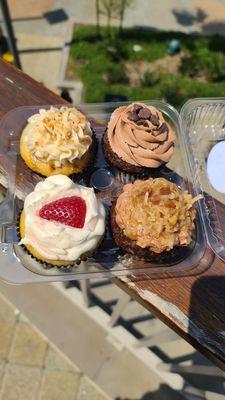 Mercy's Cakes in Cups