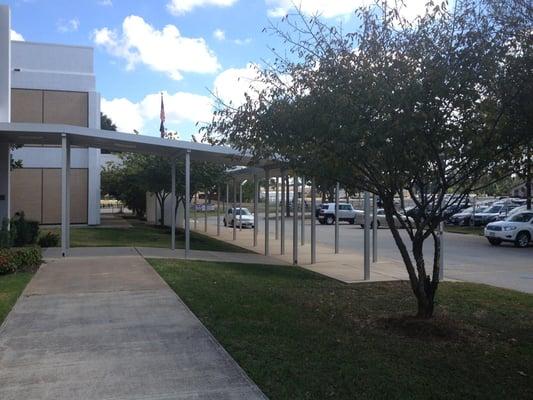 Side view of Matzke Elementary ...