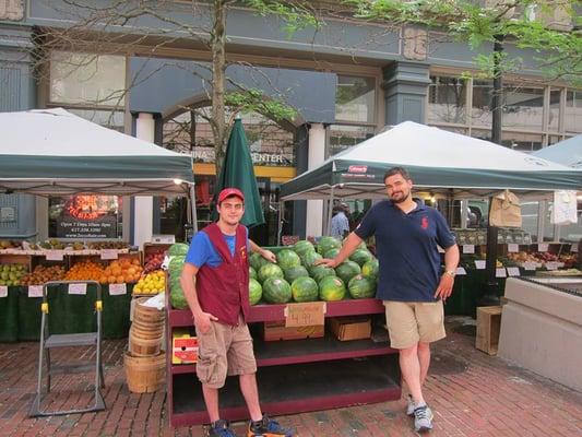 Lambert's Fruitstand