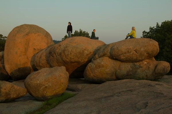 We are the closest lodging to the well-known Elephant Rock State Park