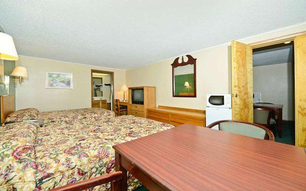 M Star Covington Guest Room